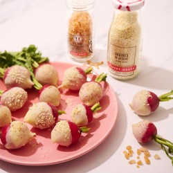 Pink Salt with Espelette Pepper Mill