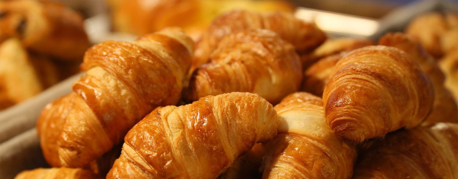 Croissants à la tapenade