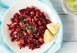 Salade de betteraves, feta et pommes
